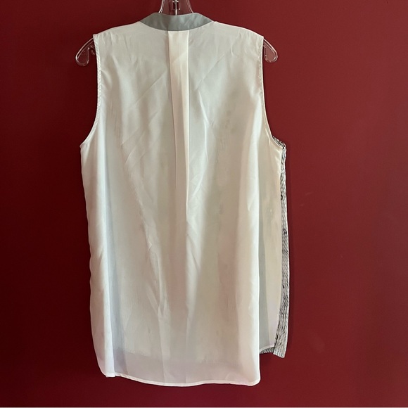 Neiman Marcus Snakeskin Print Top - Picture 12 of 12